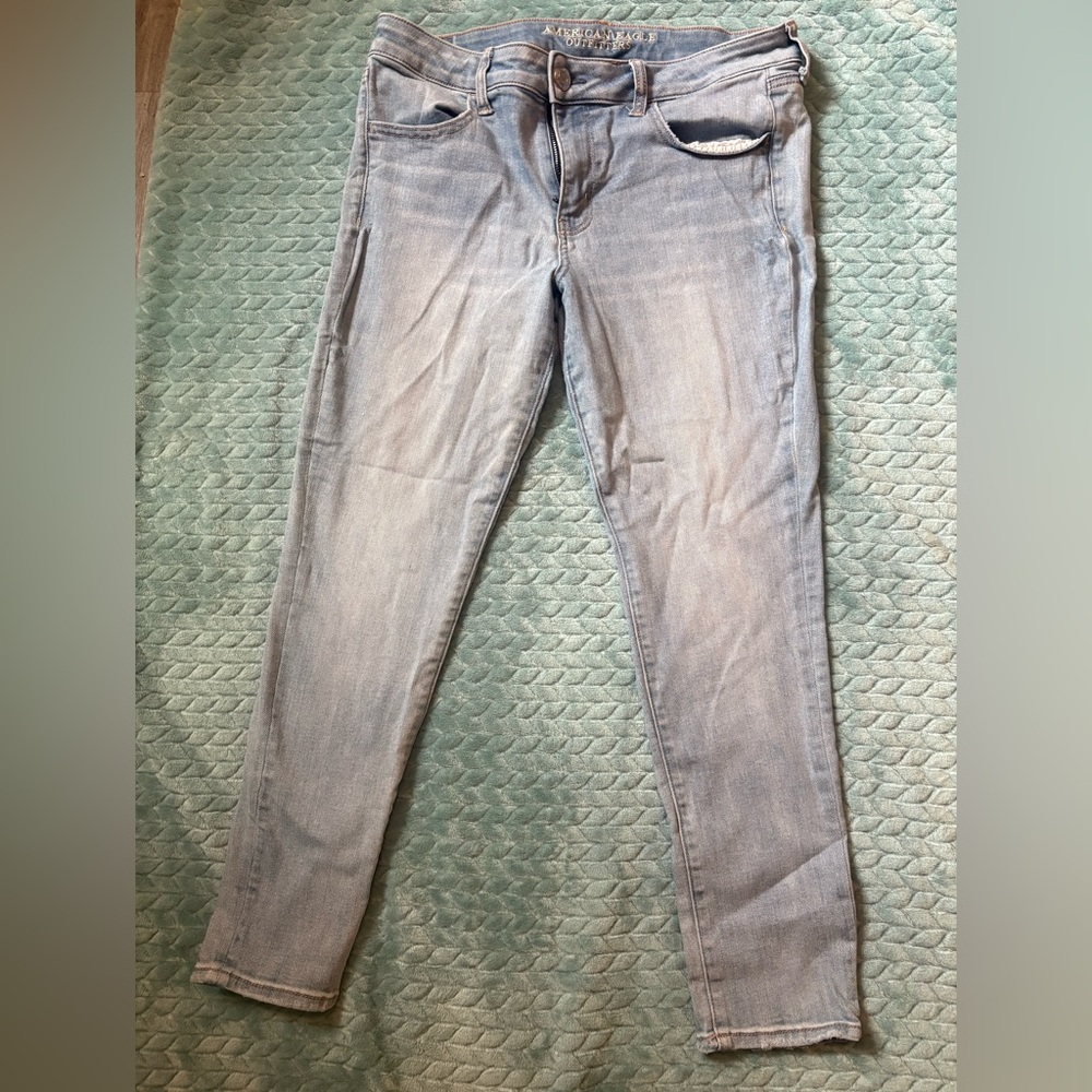 American Eagle Outfitters Light Blue Skinny Jeans